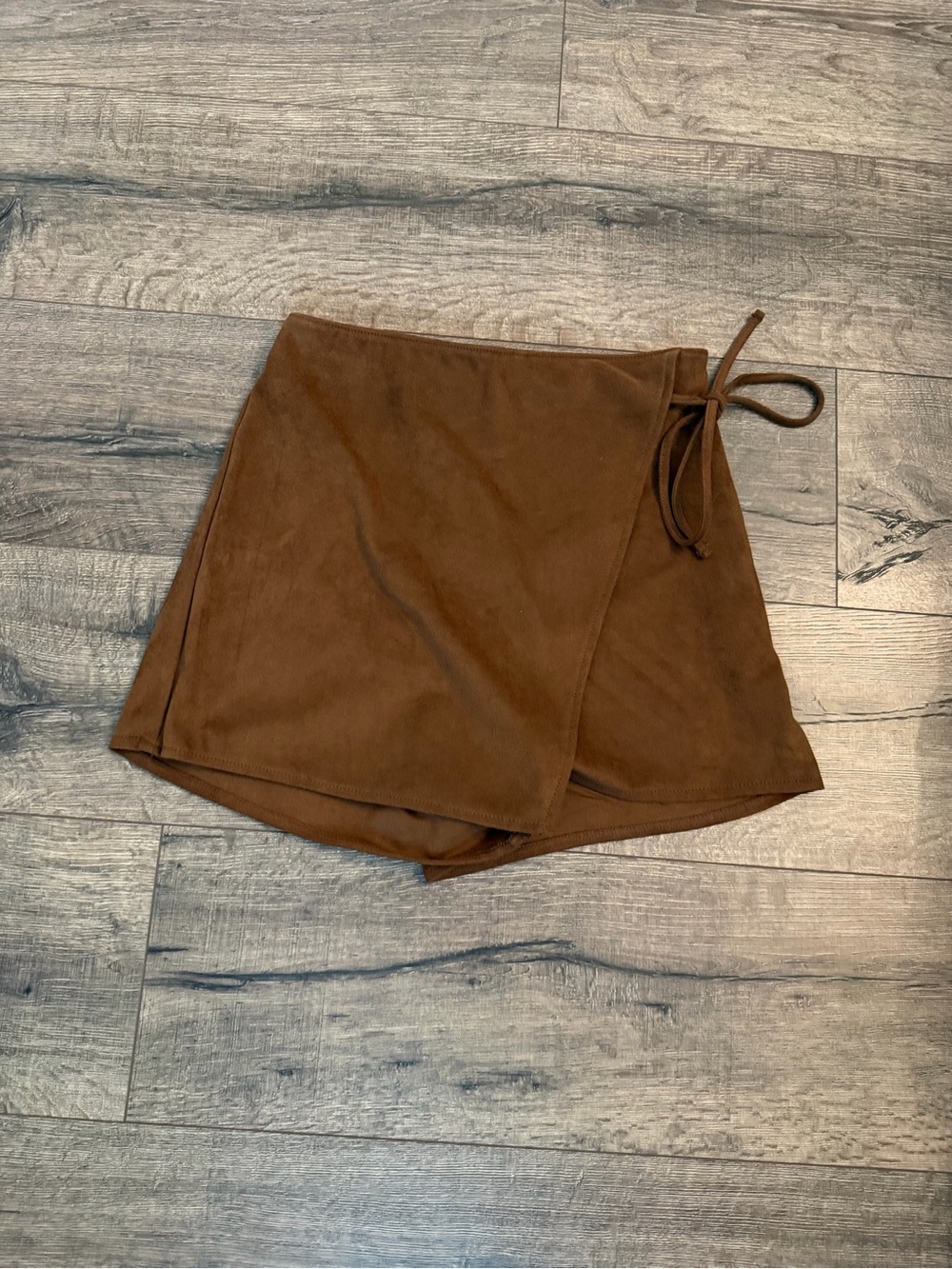 Abercrombie & Fitch vegan suede skort